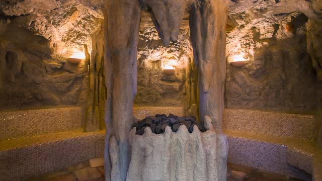 s_grotte-1 Freizeitbad RIFF – Attraktionen