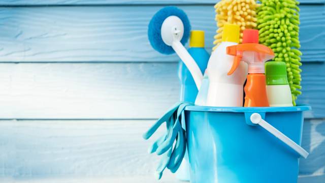 s_adobestock_241235165-min Freizeitbad RIFF – Stellen im Riff